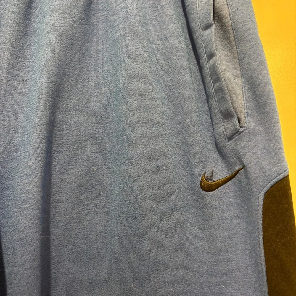 Nike LeBron James Therma-FIT Basketball Sweatpants Blue Black Mens Large